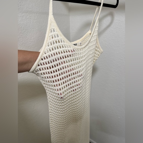 ASOS - NWOT - CROCHET summer dress or beach cover up - Picture 4 of 7